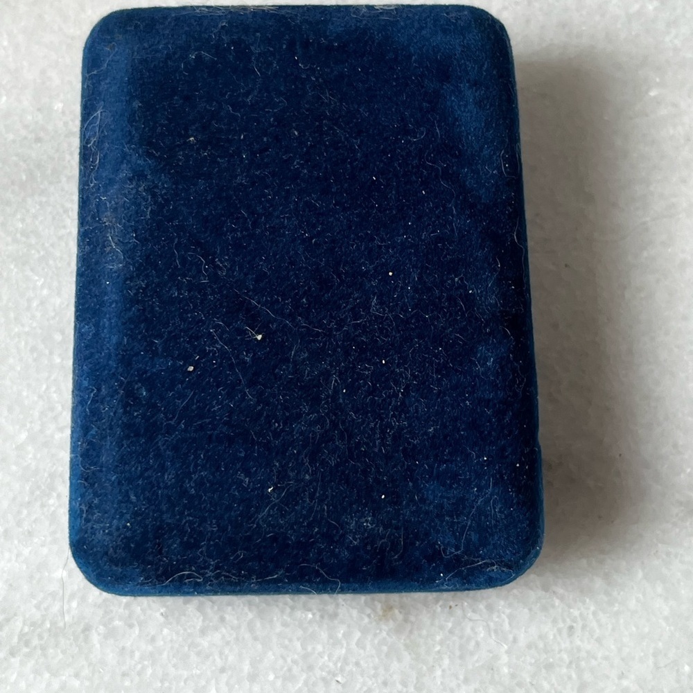 1998 Lindenwold Heart of The Titanic Blue Ocean Glass Heart Necklace w Case - Picture 13 of 14